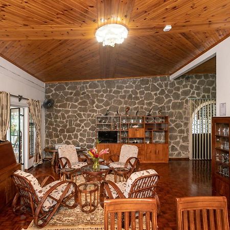 Janes' Serenity Guesthouse Anse a La Mouche Екстер'єр фото