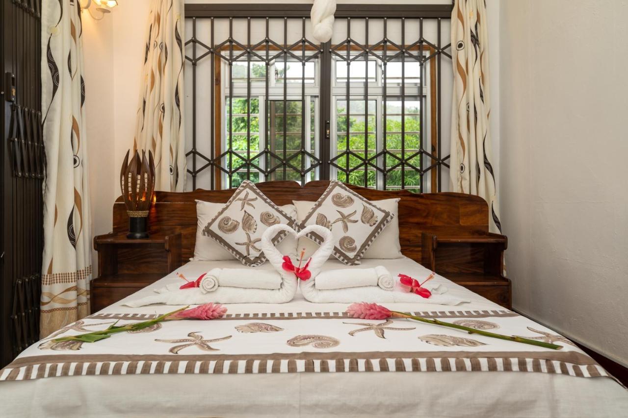 Janes' Serenity Guesthouse Anse a La Mouche Екстер'єр фото
